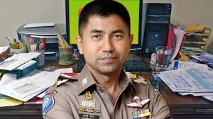 Big Joke tiptoes back from oblivion to report to desk job