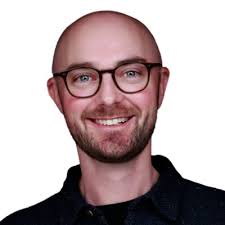 Who do I know who runs events? Who do you know who runs events? Would love  to connect about a product Jonathan Melgaard and I are working on!