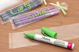 This Oil Based Paint Marker Can Write On Virtually Any Nonporous Surface Including Plastic Metal Glass Wood Stone And More With Images Paint Marker Markers Jet Pens