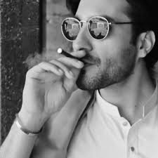 Zeeshan Khan (@zeeshankay)