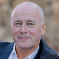 Alex Aitken's Instagram, Twitter & Facebook