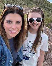 Tara Mize's Instagram, Twitter & Facebook