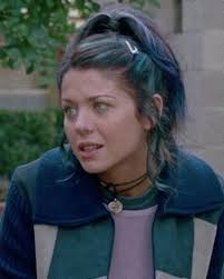 Throwback to GIRL in 1998 I was age 22 playing Cybil an #LGBTQ teen 🌈🏳️‍🌈