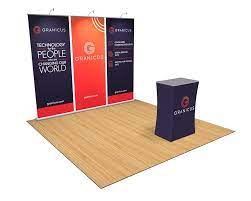 Trade show banner stand