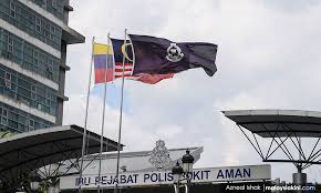Setelah balai berpindah, banyak kejadian pecah masuk kedengaran di sekitar putra perdana, aman. Malaysiakini Putrajaya Urged To Reform The Police Force