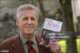Actor Edward Meeks publishes a book about John Kerry In Montaigu,... News  Photo