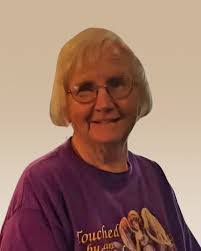 Beth Tuten's Instagram, Twitter & Facebook