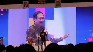 Sentimen positif saham grup bakrie juga tak bisa dilepaskan dari arb, sapaan aburizal bakrie di lingkaran kekuasaan. Lo Kheng Hong Dan Saham Bumi Part 1