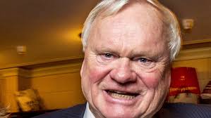 Fredriksen's empire includes oil tankers, dry bulkers, lng carriers and deepwater drilling rigs. John Fredriksen Vs Transocean Who Acquired The West Rigel For 500 Million Nyse Rig Seeking Alpha