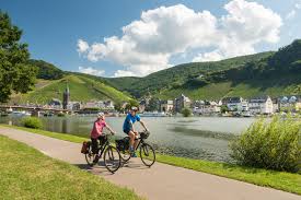 Die landeshauptstadt und zugleich größte stadt ist mainz. Radfahren In Rheinland Pfalz Die Schonsten Radrouten