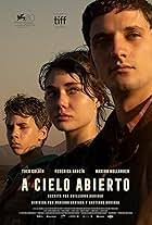 Um Lobo Entre os Cisnes (2024)