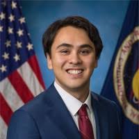 600+ Profile mit dem Suchbegriff „Justin“