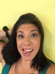 Coloring a Dessert Image with Realistic Shine and Dimension