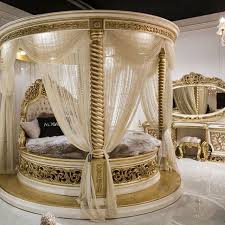 Pin By Valeri Lera On Total Luxury In 2020 Bedroom Set Furniture Diy Furniture Easy