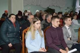 Свого часу працював редактором на радіо та. U Koveli Pobuvav Vidomij Ukrayinskij Pismennik Publicist Volodimir Yavorivskij