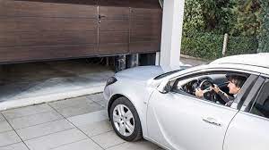 Ein smartes garagentor bietet dir viele arten des komforts. Garagentorantrieb Test Uberblick 2021 Top Modelle Im Vergleich