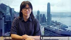 鄒幸彤 上 / 下一篇新聞 聞風筆動：學校打針時間少於一月 或多管齊下推動 ／文：李先知 周永新：勞工待遇未改善 深層次問題難解決 鄒幸彤：燭光承載良知重量 港人執著說出真相 黃梓謙：接種疫苗為己？ Sbhjal3gfkopmm
