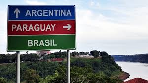 El gobierno de paraguay anunció hoy que pondrá en marcha un protocolo especial de seguridad en la frontera del departamento alto paraná, que limita con la argentina y brasil, tras haber detectado un aumento de los contagios de coronavirus sin vínculo con anteriores infectados. El Cierre De Frontera Evito La Fuga De Miles De Millones A Otros Paises Noticias De Mendoza Memo