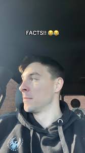 Annual reminder that Yukon Cornelius carried a fixed blade, a revolver and  an impact tool al readily accessible forward of the hips. Yukon knew what's  up