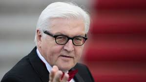 Von 1999 bis 2005 war steinmeier chef des bundeskanzleramtes unter gerhard schröder.er war von 2005 bis 2009 (kabinett merkel i) außenminister und von 2007 an auch vizekanzler der bundesrepublik. Frank Walter Steinmeier Set For German Presidency Financial Times