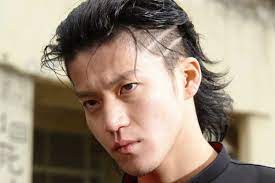 Kong movie free trailer watch in a time when monsters walk the earth, humanity's fight for its future sets godzilla and kong on a. Shun Oguri Crows Zero Gaya Rambut Rambut Rockabilly Rambut