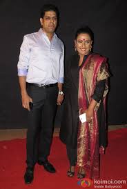 Tele Celebs Walk The Red Carpet Of Cid Veerta Awards 2013 Koimoi Ashwini kalsekar in excellently performing her character of a rural lady.