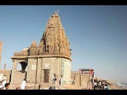 A 300 years old 'Varun Dev Temple' in Pakistan - YouTube