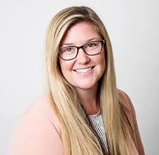 Kelly Hurd's Instagram, Twitter & Facebook