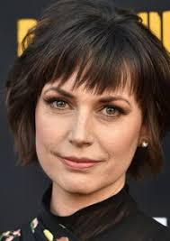 Julie Ann Emery Photo