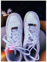 It may be slightly more difficult and tedious without a tool, but the result will still be gorgeous if you have the patience. Beads On Air Force Ones Laces Follow Me For More Beads On Shoelaces Vsco Beadsonshoelacesvsco In 2021 Shoe Laces Aesthetic Shoes Shoes