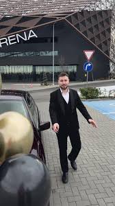 Concurs de ziua mea: câștigă un BMW seria 5!