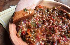 Kalau mentah, langsung saja diulek. Sambal Terasi Steemit