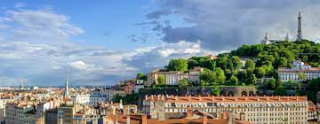 What to expect lyon's stylish centre sits between the rhône and saône rivers, an elegant web of boulevards built in the 19th century, on which you'll find cafes and. Where To Stay In Lyon Best Areas Hotels
