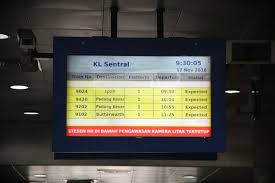7.20, throughout the day until 22.50pm. Ets Gold 9420up Ktm Komuter Northern Sector 2910up 2963dn Kl Sentral To Butterworth Via Padang Rengas And Bukit Mertajam By Train Railtravel Station