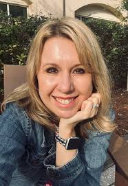 I've made it ONE FULL year of being my own BOSS! Like I really ain't  clocked into a job in a whole year!!!! These past 6 months, I have  literally created 2