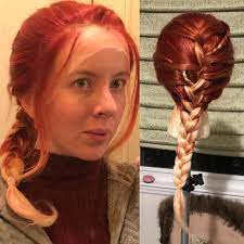 Black widows hair is shown to be short and blonde and long and red, with blonde on the end. 35 Latest Black Widow Endgame Hair Tutorial Escaping Blogs