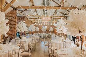 Wasing Park Wedding Venue Berkshire Wedinspire Christmas Wedding Flowers Wedding Venues Essex Park Weddings