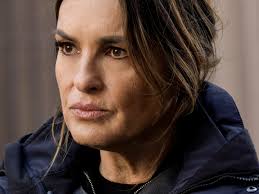 In 'The Lost City,' Channing Tatum's Great Butt and Sandra Bullock Try to  Save the Studio Comedy