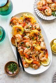 Turn off heat and spoon shrimp scampi mixture over spaghetti squash strands. Shrimp Scampi Spaghetti Squash Dishing Out Health
