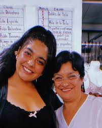 Modelito de lencería de @yolanda.montero.560 ❤️‍🔥 GRACIAS GRACIAS GRACIAS  💅🏼💅🏼 Pd. La mejor diseñadora de modas es mamá de mi MEJOR AMIGA  @rojaslarayolanda 😍🥹❤️‍🔥🌱 Pd2. Amo mi sensualidad tenga los kilos que