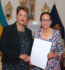 thebahamasweekly.com