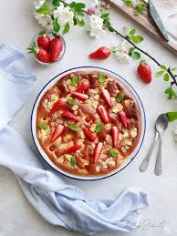 Gratin Aux Fraises Amandes Et Vanille Recette En 2020 Recette Avec Des Fraises Recette Gratin Gratin De Fraises