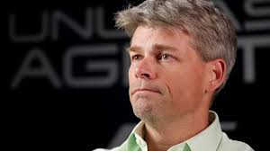 What do you think of the lighting setup for a personal training facility?