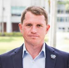 Alexander Allen's Instagram, Twitter & Facebook