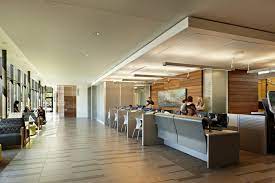 the everett clinic the everett clinic at smokey point zgf healthcare interior design interior design competition healthcare design