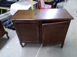 Un meuble d'occasion est un meuble susceptible de ne plus être dans l'état dans lequel l'état où il se trouvait initialement. Kacbzbksxep Fm