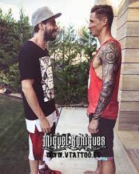 Fernando torres is a spanish football player and now player of the liverpool.he was born in the fuenlabrada neighbourhood, traditionally real madrid territory, but he grew up to wear the red liverpool. Ted Matsumoto Tmats62 Profile Pinterest