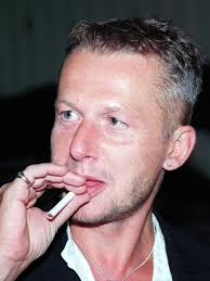 I kto tu rzadzi?" Urlop z mikrofalówki (TV Episode 2007)