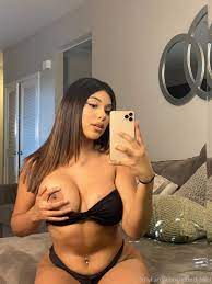 Janet and her exclusive nude gallery leaked from onlyfans! - NudeLeakers