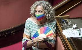 Cirinnà graduated in law in 1993 at sapienza university of rome.she is known for being the author of the bill on civil unions in italy, which was approved by the senate of the republic in february 2016 after removing adoption rights, and by the chamber of deputies in may of the. Il Mistero Dei 24mila Euro Nella Casa Di Monica Cirinna L Assurda Scoperta E L Intervento Dei Carabinieri Il Tempo